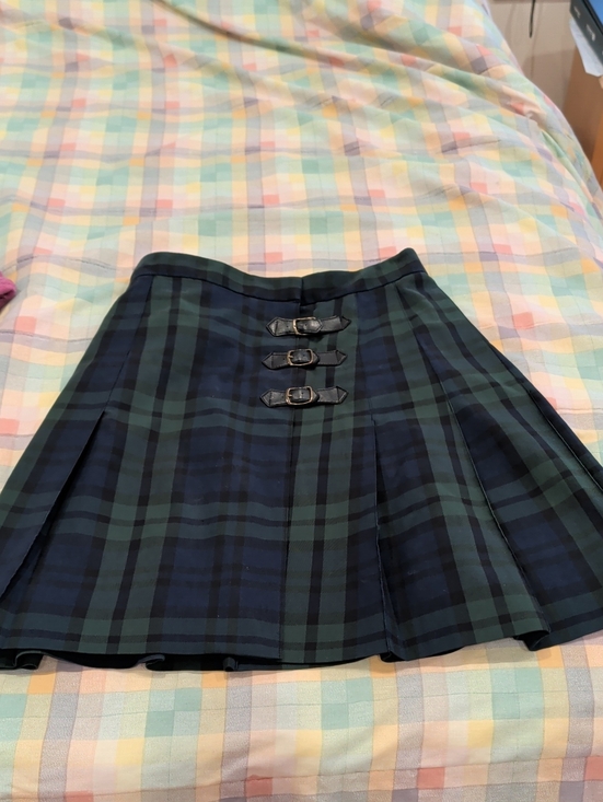 Isaac Mizrahi Dresses & Skirts - Isaac Mizrahi Navy and Green Plaid Pleated Mini Skirt with Buckle Accents